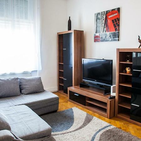Inner City Apartment 德布勒森 外观 照片