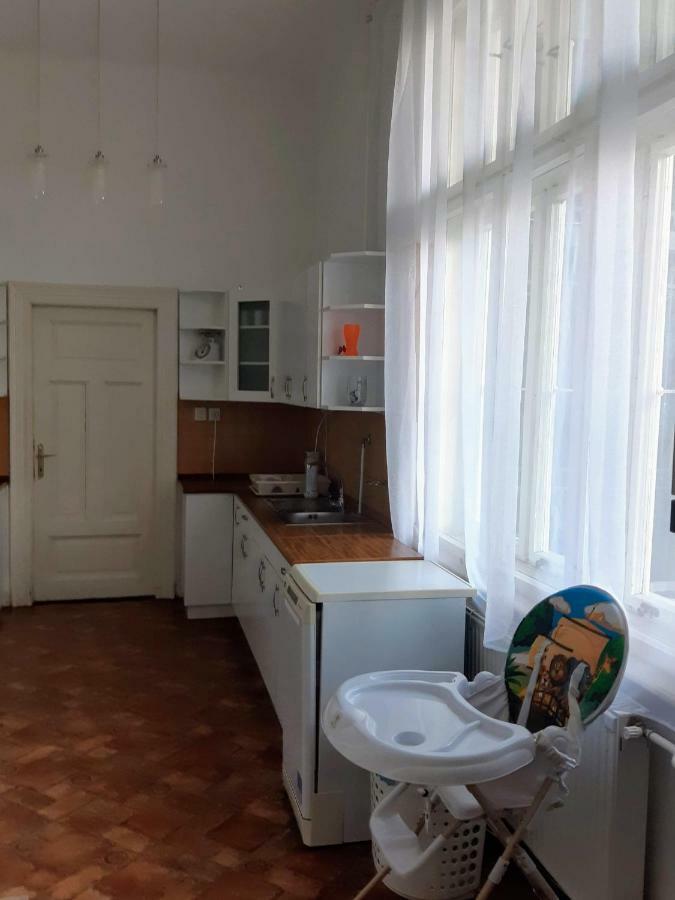 Inner City Apartment 德布勒森 外观 照片