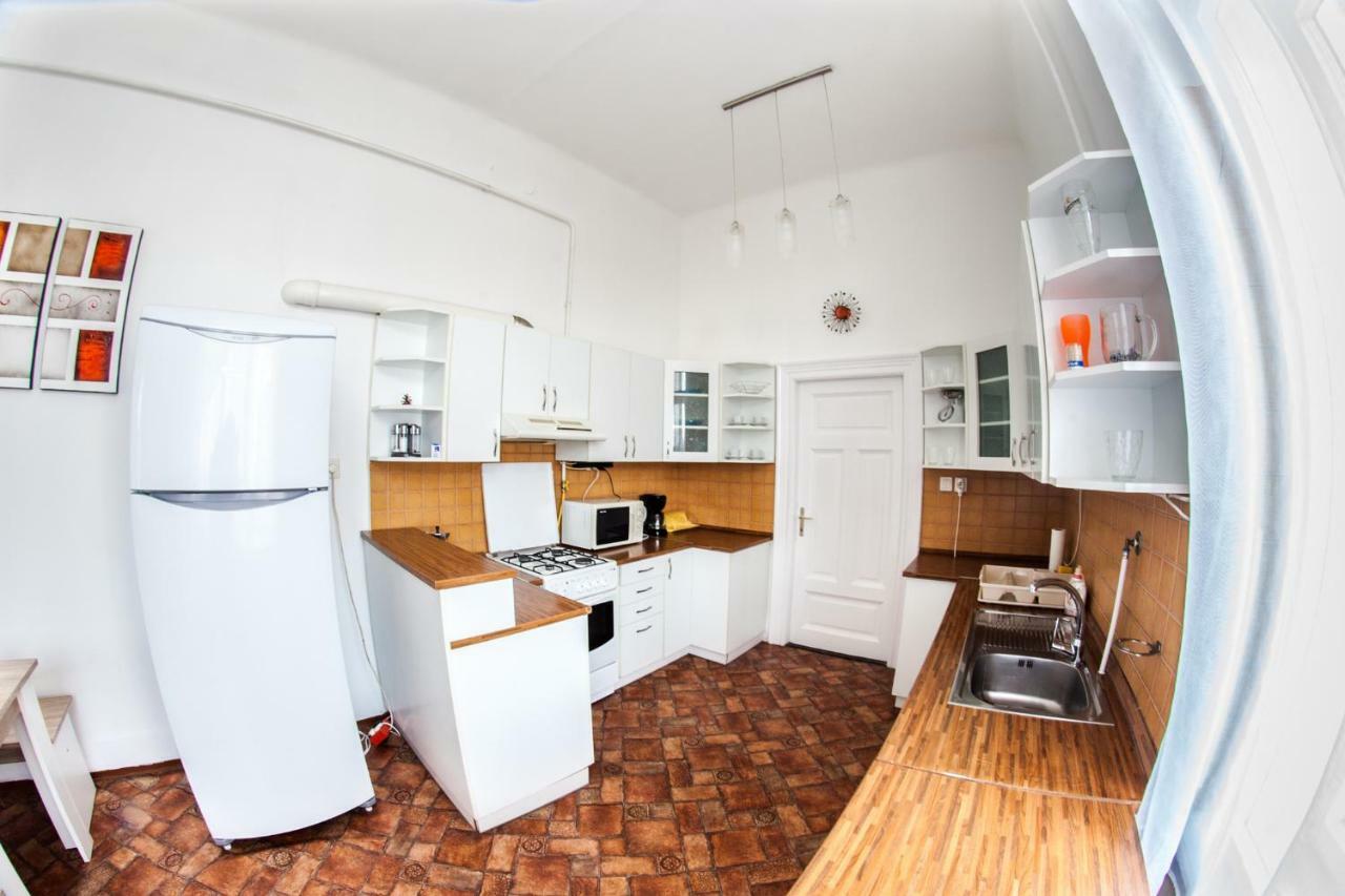Inner City Apartment 德布勒森 外观 照片